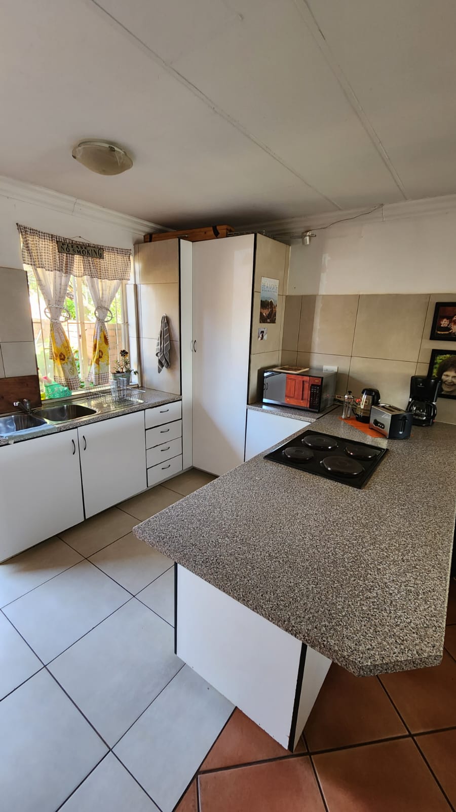 6 Bedroom Property for Sale in Heatherdale AH Gauteng
