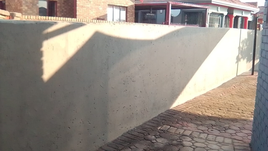 3 Bedroom Property for Sale in Soshanguve K Gauteng