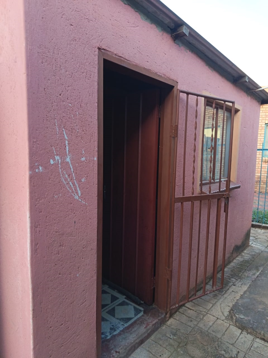 3 Bedroom Property for Sale in Soshanguve K Gauteng