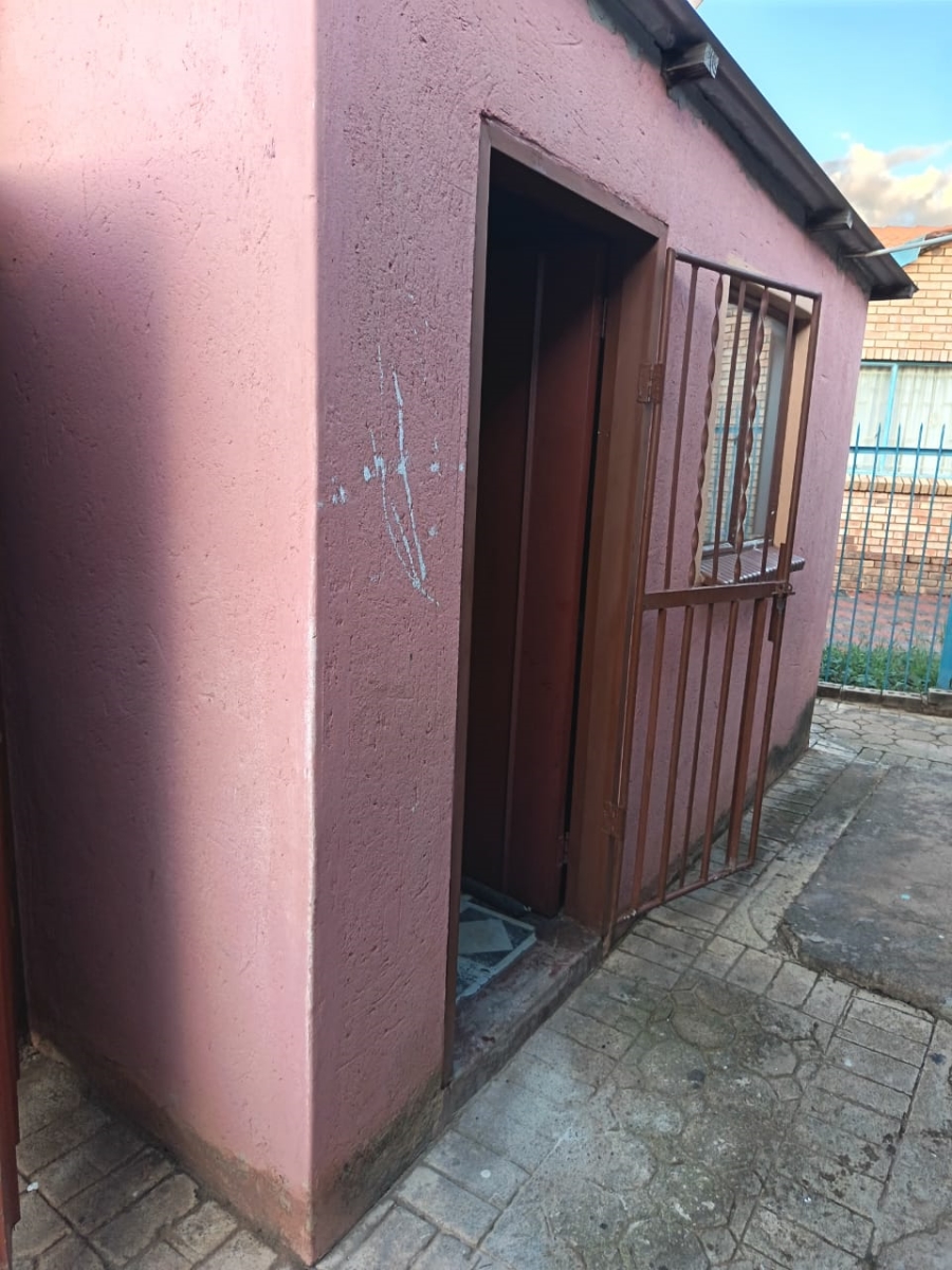 3 Bedroom Property for Sale in Soshanguve K Gauteng