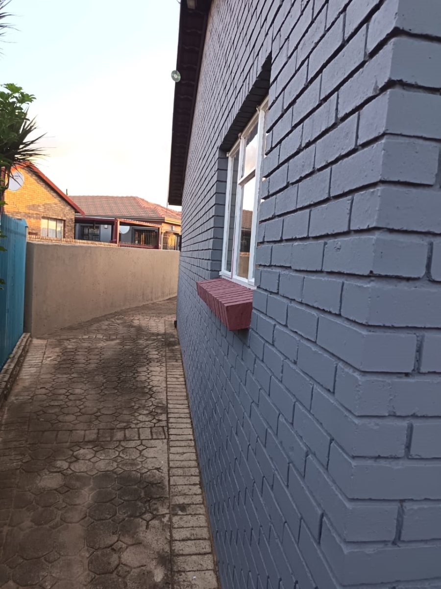 3 Bedroom Property for Sale in Soshanguve K Gauteng