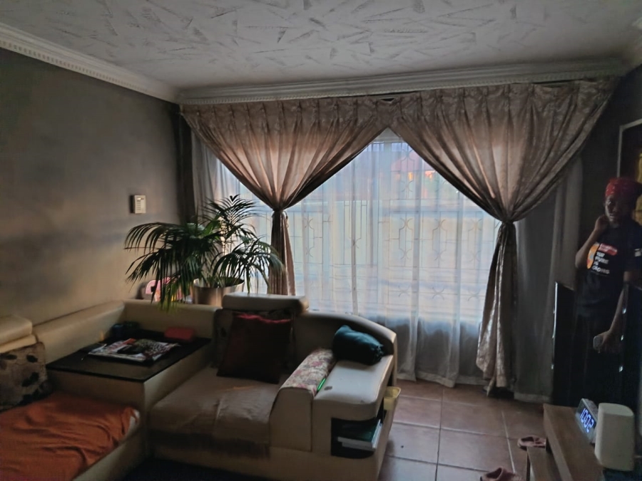 3 Bedroom Property for Sale in Soshanguve K Gauteng