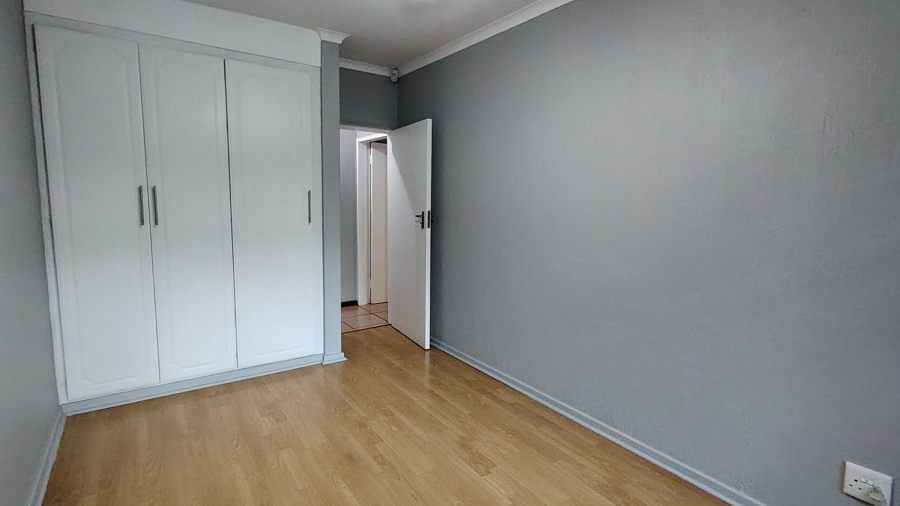 6 Bedroom Property for Sale in Raslouw Gauteng