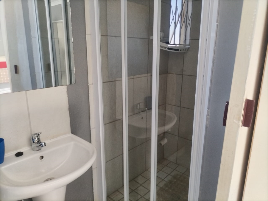 3 Bedroom Property for Sale in Dawn Park Gauteng