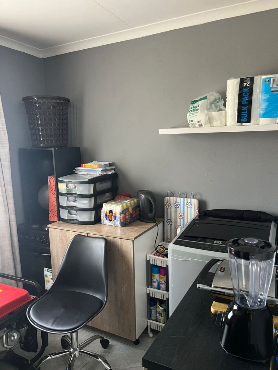 3 Bedroom Property for Sale in Dawn Park Gauteng