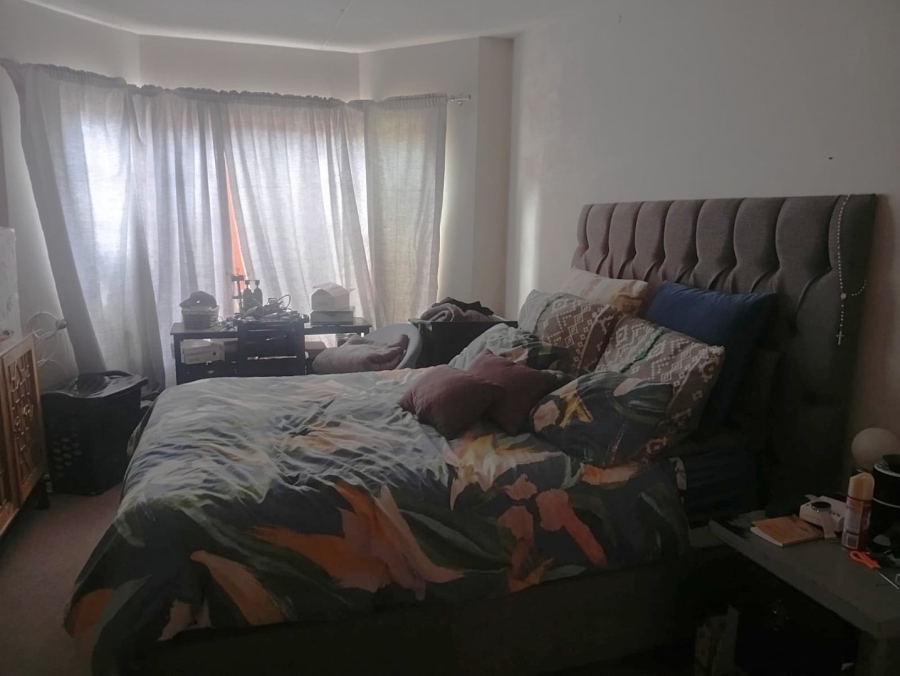 To Let 3 Bedroom Property for Rent in Glen Marais Gauteng