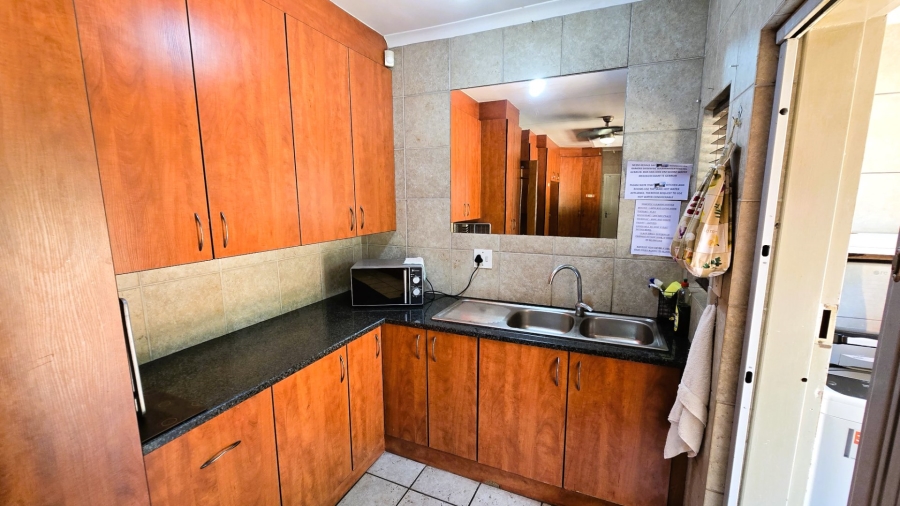 3 Bedroom Property for Sale in Faerie Glen Gauteng