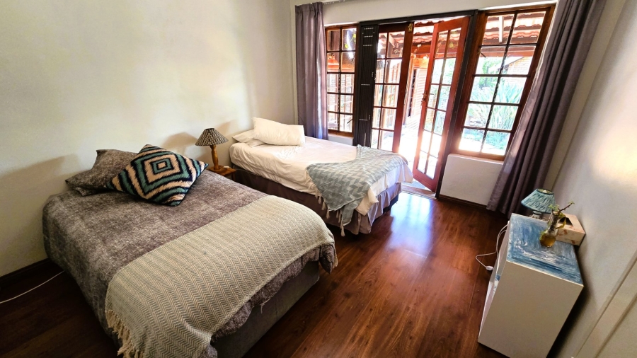 3 Bedroom Property for Sale in Faerie Glen Gauteng