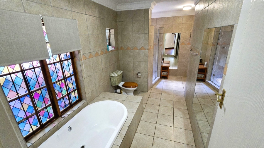 3 Bedroom Property for Sale in Faerie Glen Gauteng