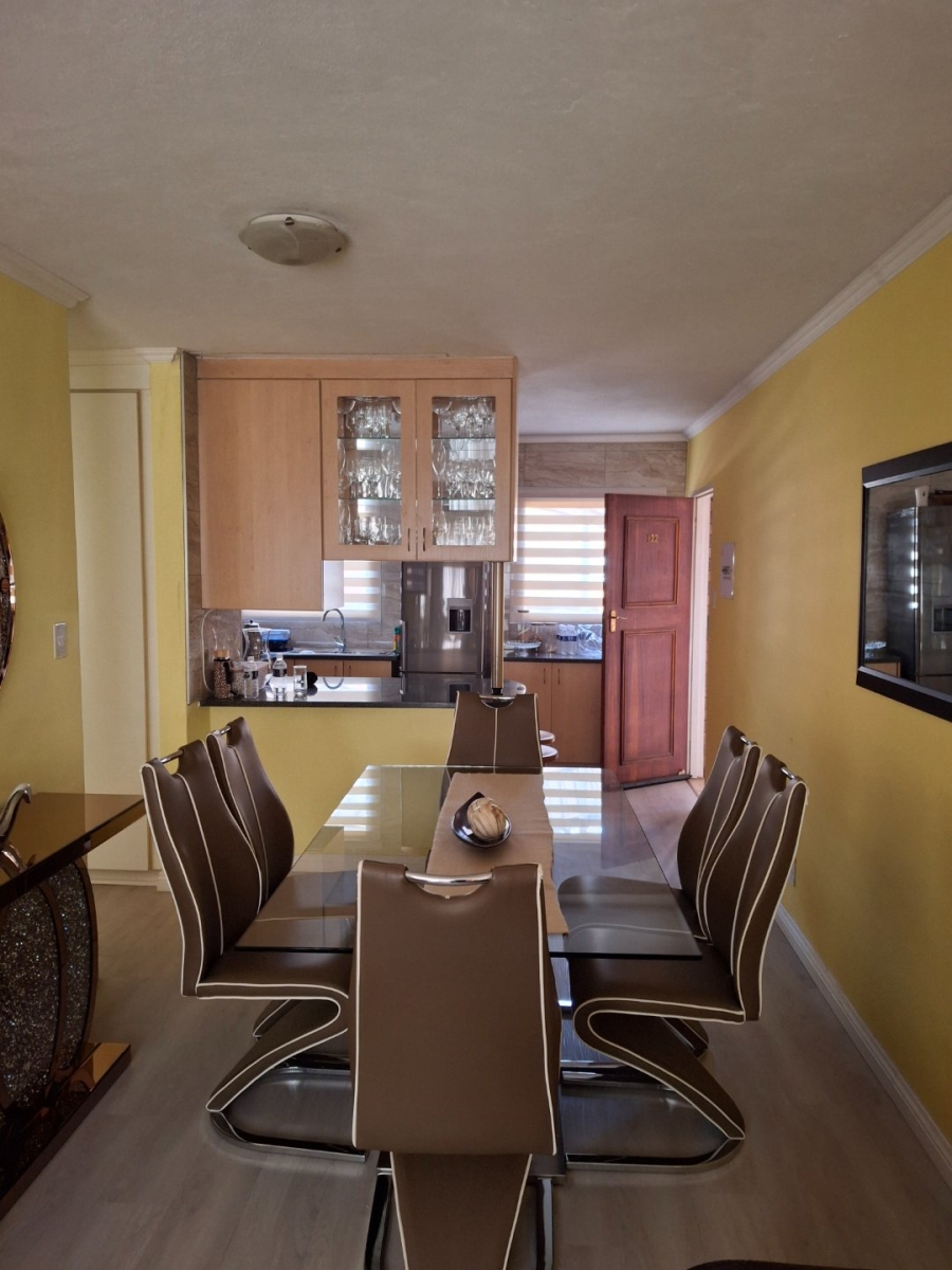 2 Bedroom Property for Sale in Annlin-wes Gauteng