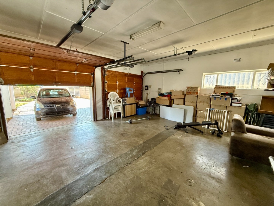 4 Bedroom Property for Sale in Brackenhurst Gauteng