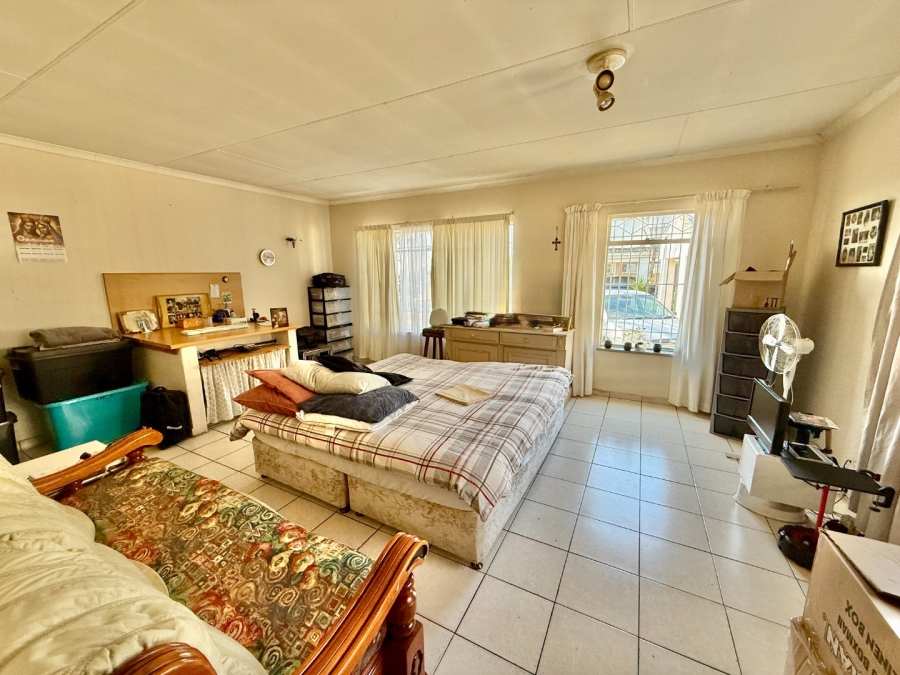 4 Bedroom Property for Sale in Brackenhurst Gauteng