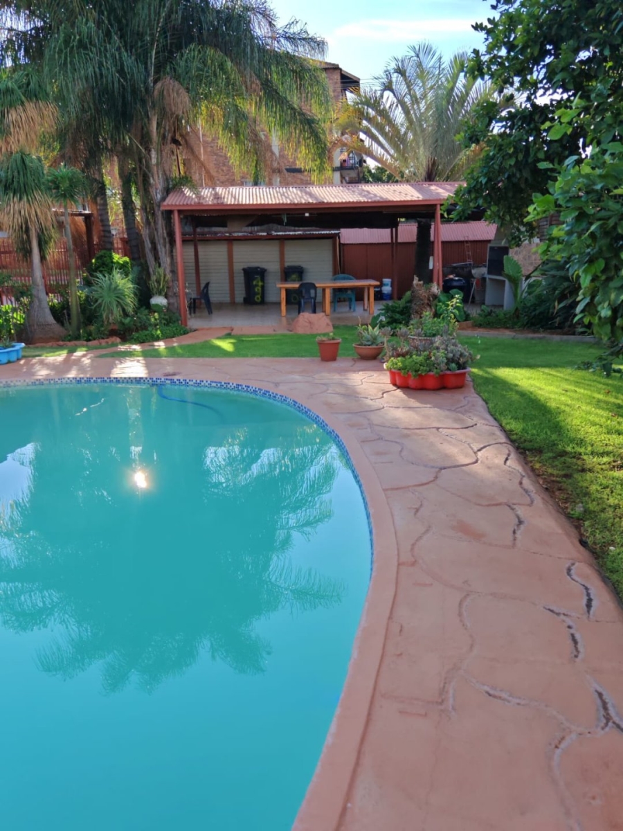 9 Bedroom Property for Sale in Pretoria North Gauteng