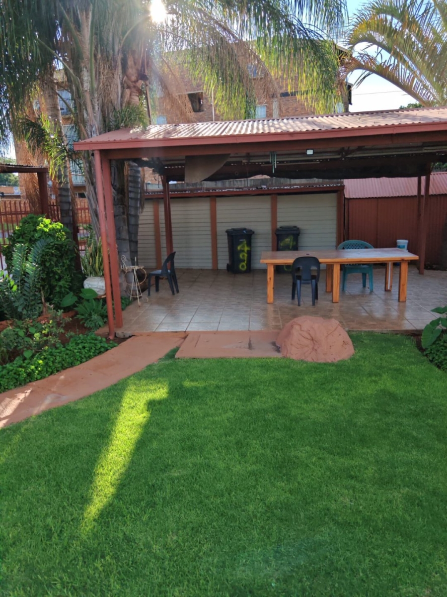 9 Bedroom Property for Sale in Pretoria North Gauteng