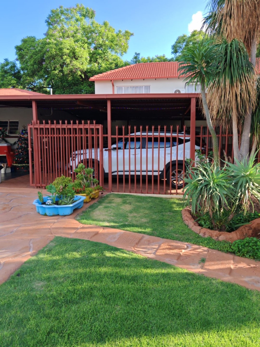 9 Bedroom Property for Sale in Pretoria North Gauteng