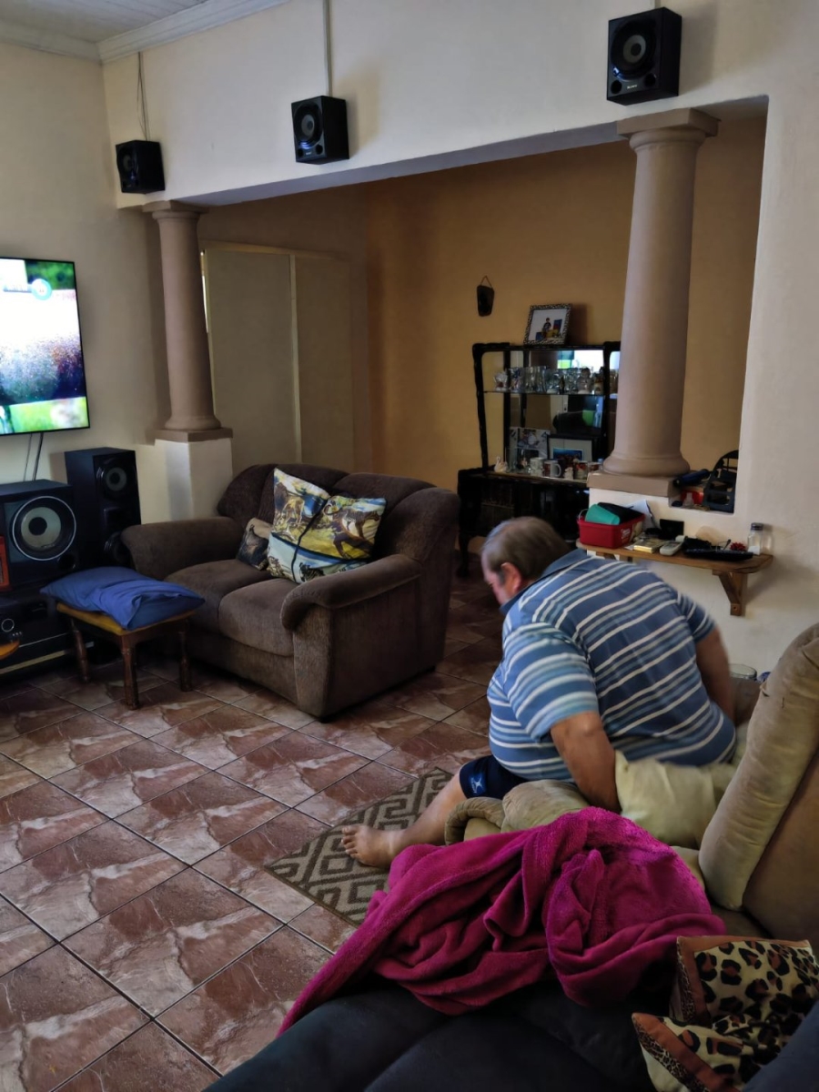 9 Bedroom Property for Sale in Pretoria North Gauteng