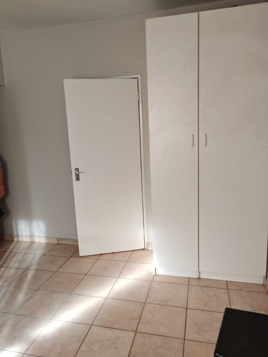 9 Bedroom Property for Sale in Pretoria North Gauteng