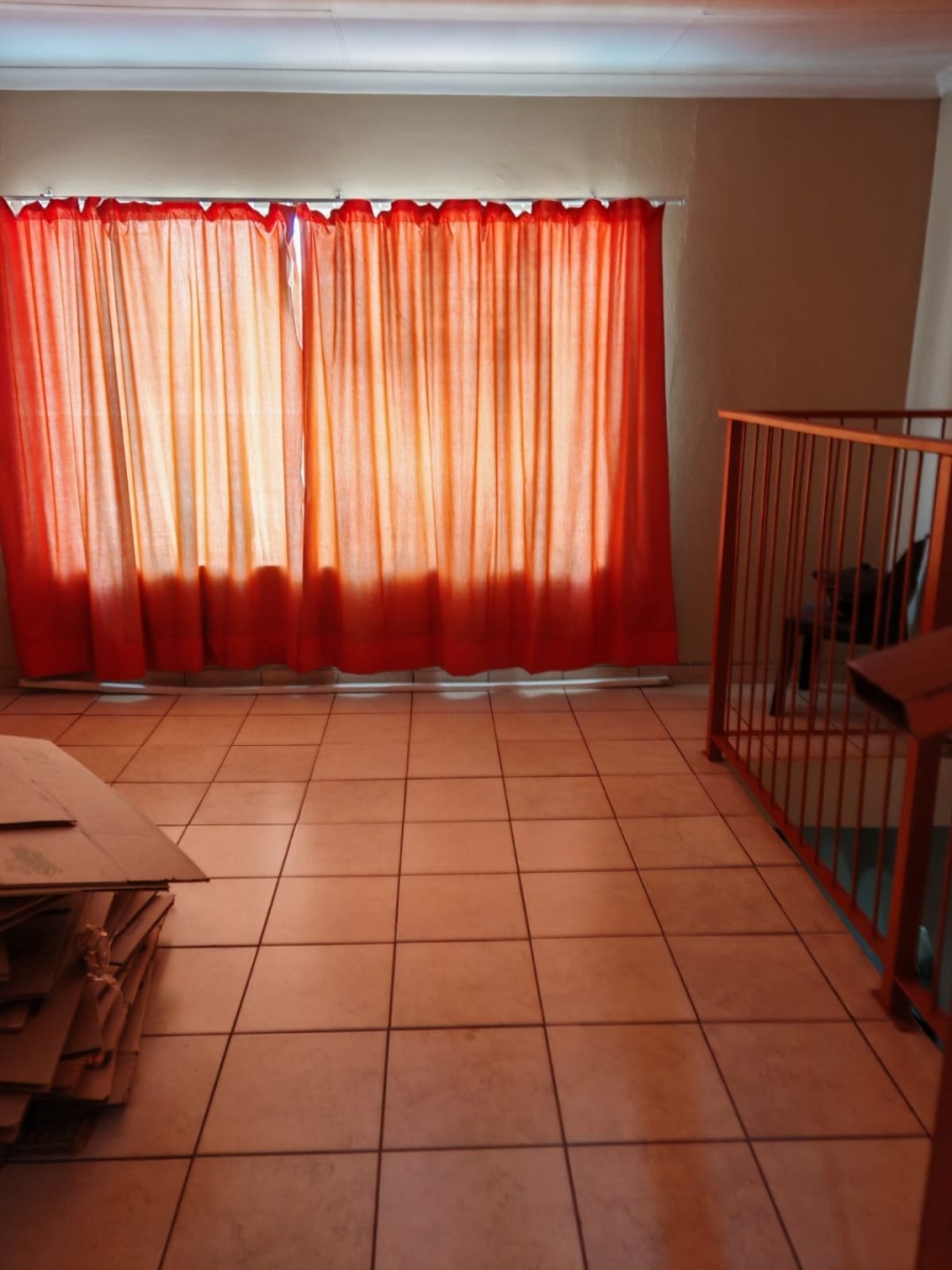 9 Bedroom Property for Sale in Pretoria North Gauteng