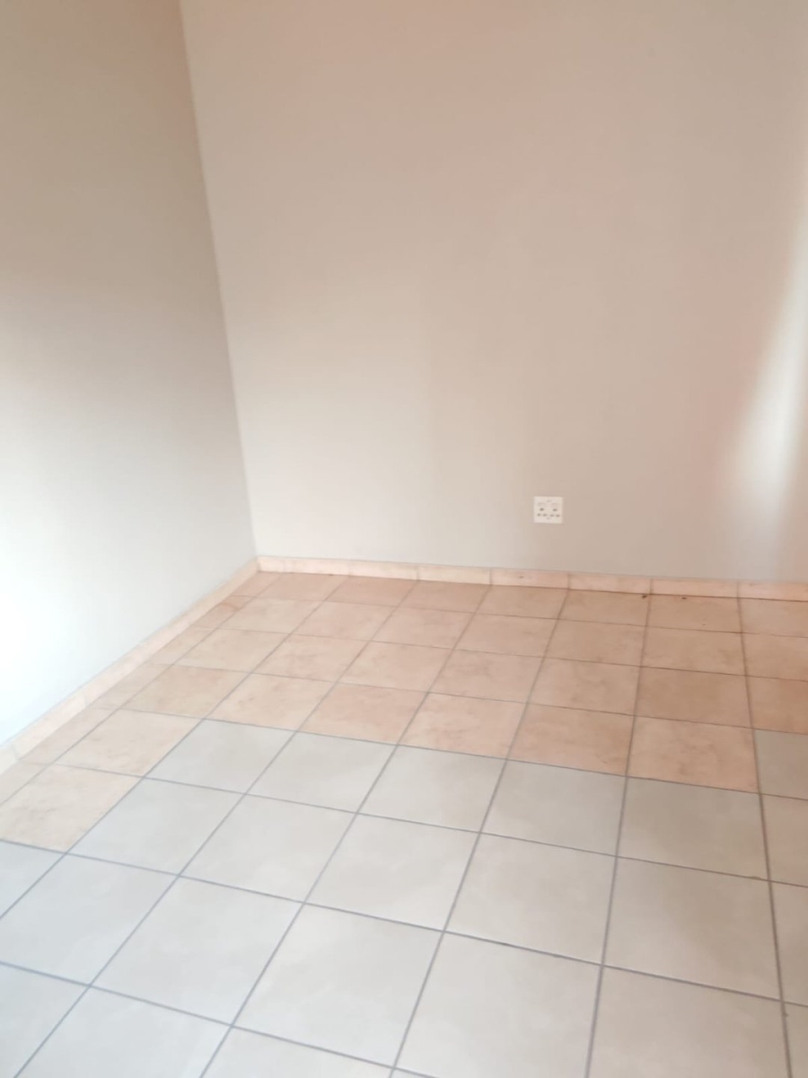 9 Bedroom Property for Sale in Pretoria North Gauteng