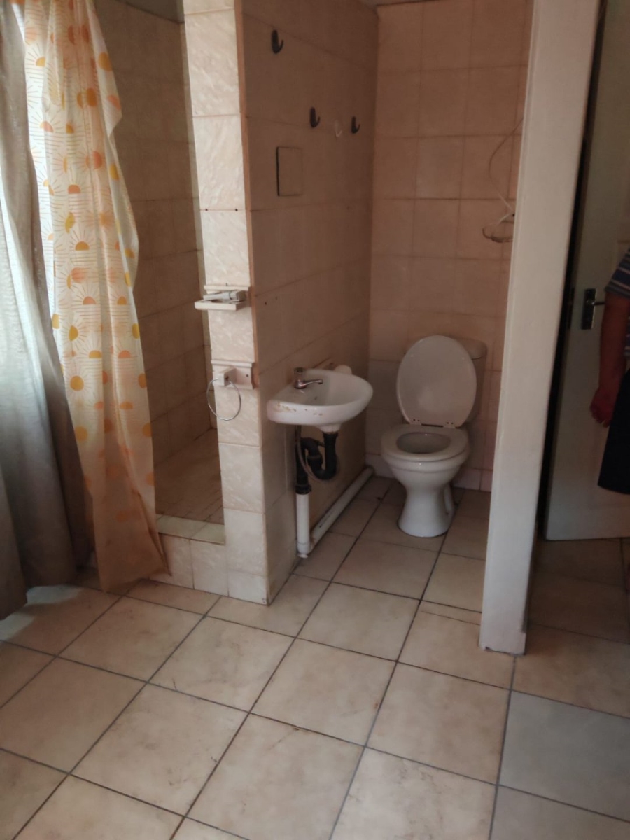 9 Bedroom Property for Sale in Pretoria North Gauteng