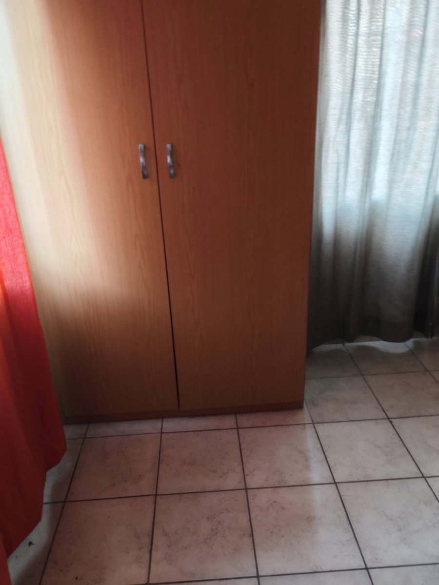 9 Bedroom Property for Sale in Pretoria North Gauteng