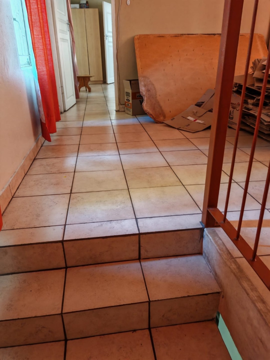 9 Bedroom Property for Sale in Pretoria North Gauteng