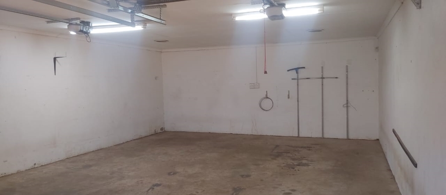 Commercial Property for Sale in Kameeldrift West Gauteng