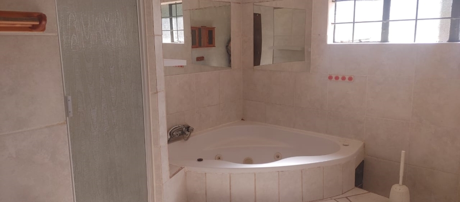 Commercial Property for Sale in Kameeldrift West Gauteng