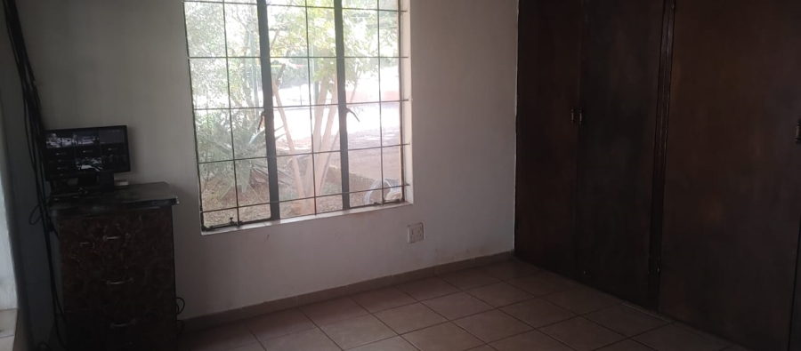 Commercial Property for Sale in Kameeldrift West Gauteng