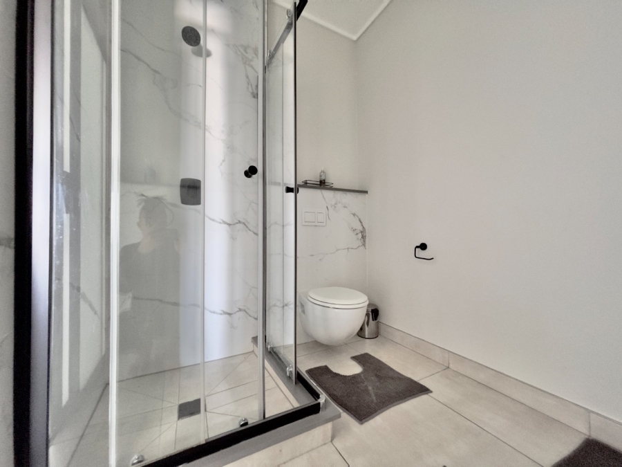 To Let 2 Bedroom Property for Rent in The Polofields Gauteng