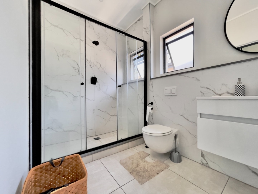 To Let 2 Bedroom Property for Rent in The Polofields Gauteng