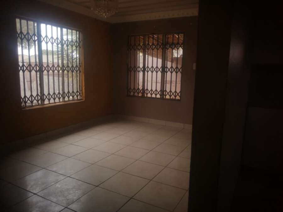 2 Bedroom Property for Sale in The Orchards Gauteng