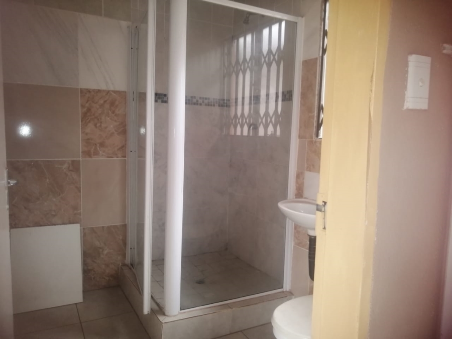 2 Bedroom Property for Sale in The Orchards Gauteng