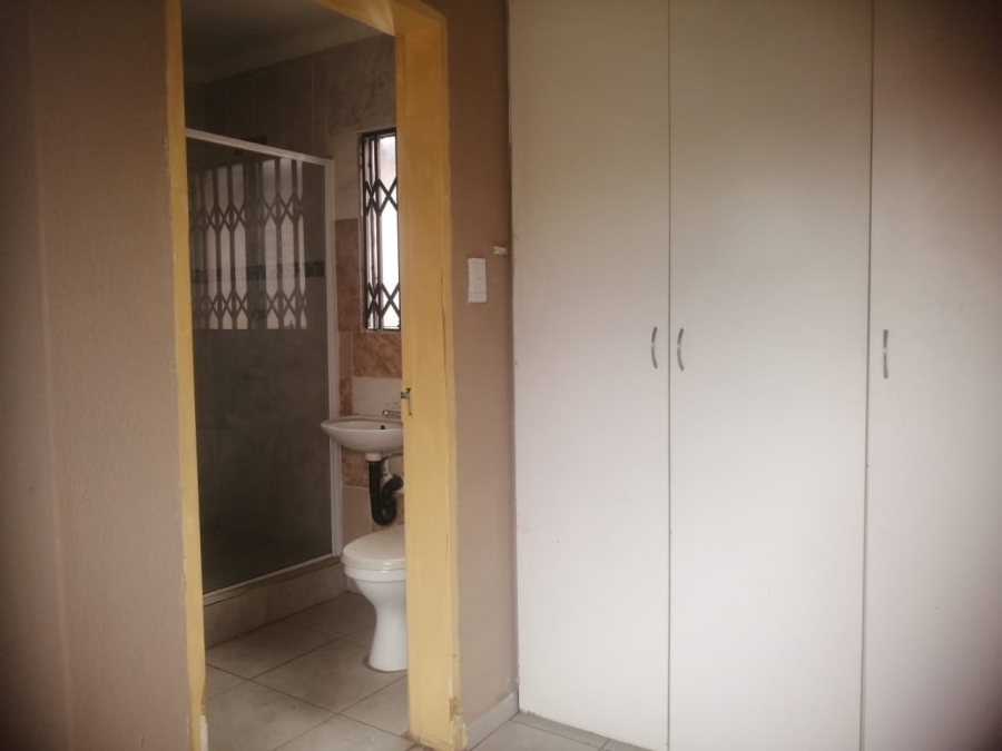 2 Bedroom Property for Sale in The Orchards Gauteng