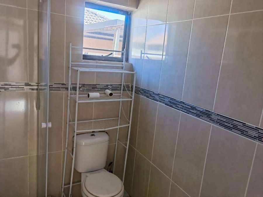 5 Bedroom Property for Sale in Alliance Gauteng