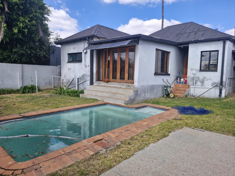 To Let 3 Bedroom Property for Rent in Highlands North Gauteng