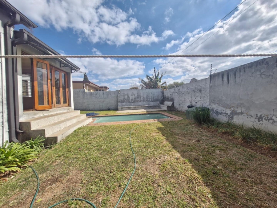 To Let 3 Bedroom Property for Rent in Highlands North Gauteng