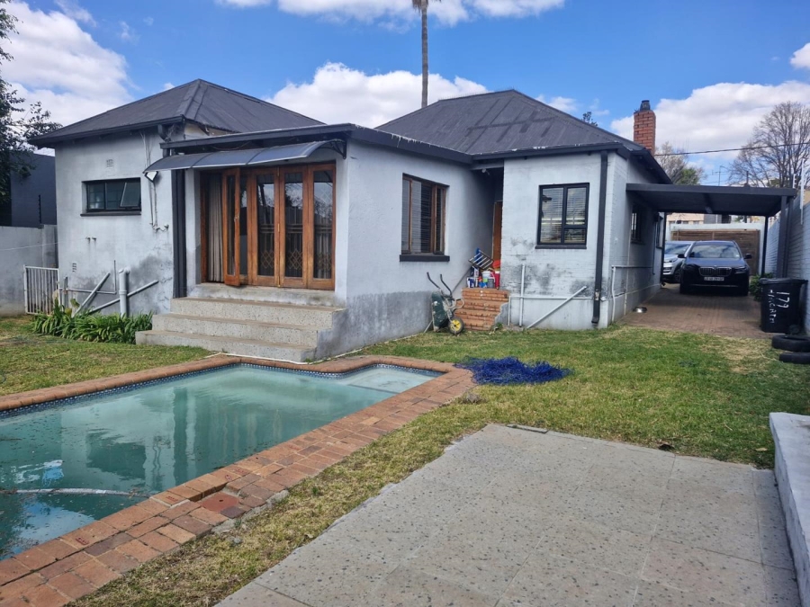 To Let 3 Bedroom Property for Rent in Highlands North Gauteng