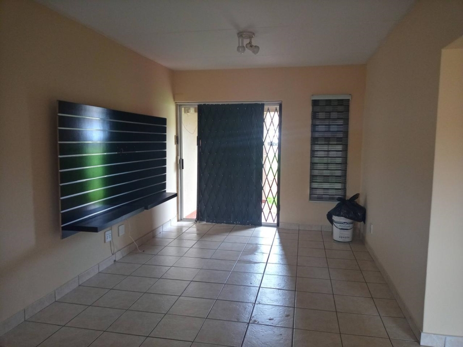 2 Bedroom Property for Sale in Germiston Central Gauteng
