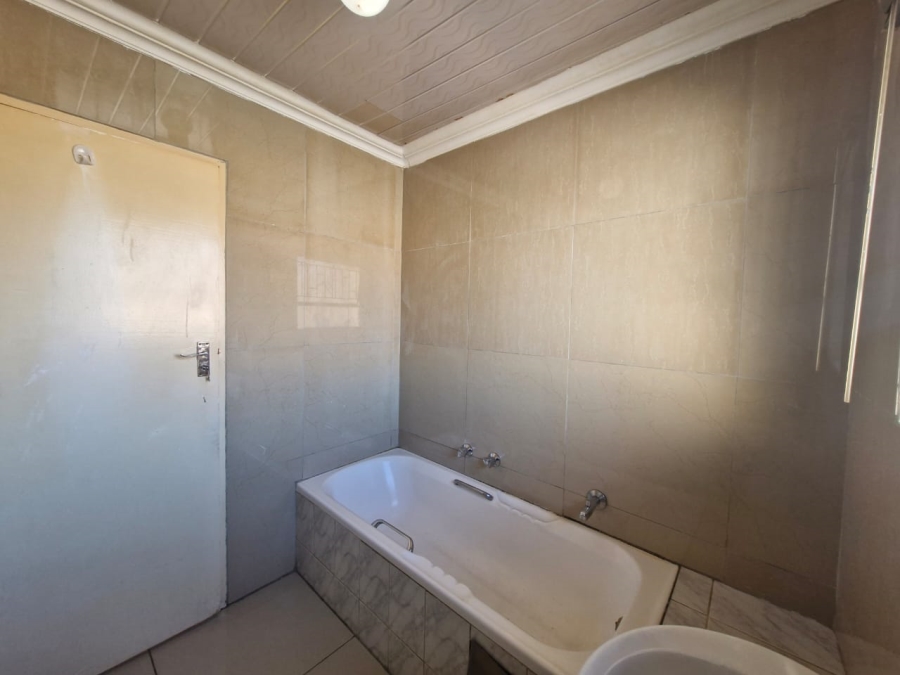 2 Bedroom Property for Sale in Impala Park Gauteng