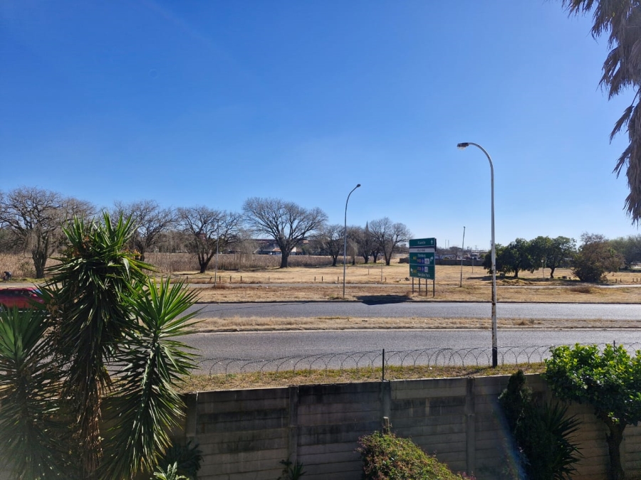 2 Bedroom Property for Sale in Impala Park Gauteng