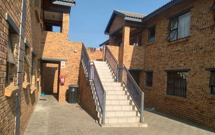 1 Bedroom Property for Sale in Witfield Gauteng