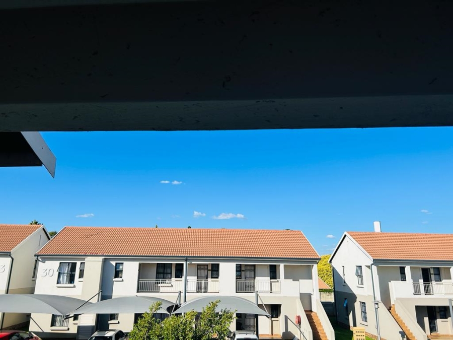 2 Bedroom Property for Sale in The Stewards Gauteng