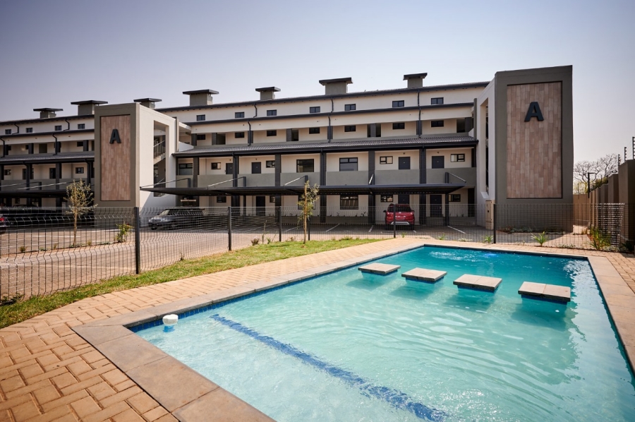 To Let 2 Bedroom Property for Rent in Fourways Gauteng