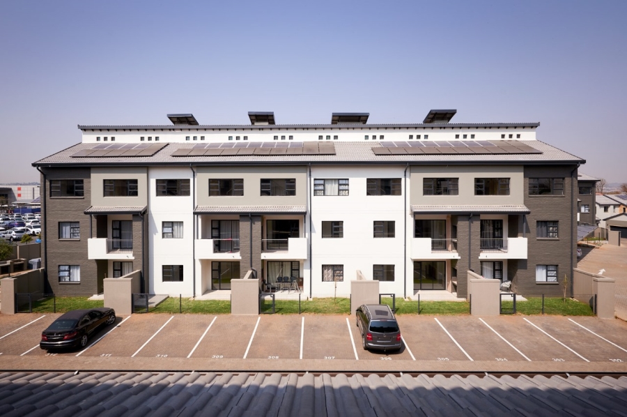 To Let 2 Bedroom Property for Rent in Fourways Gauteng