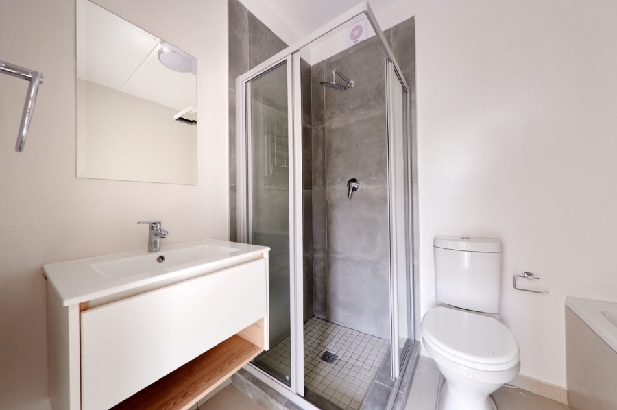 To Let 2 Bedroom Property for Rent in Fourways Gauteng