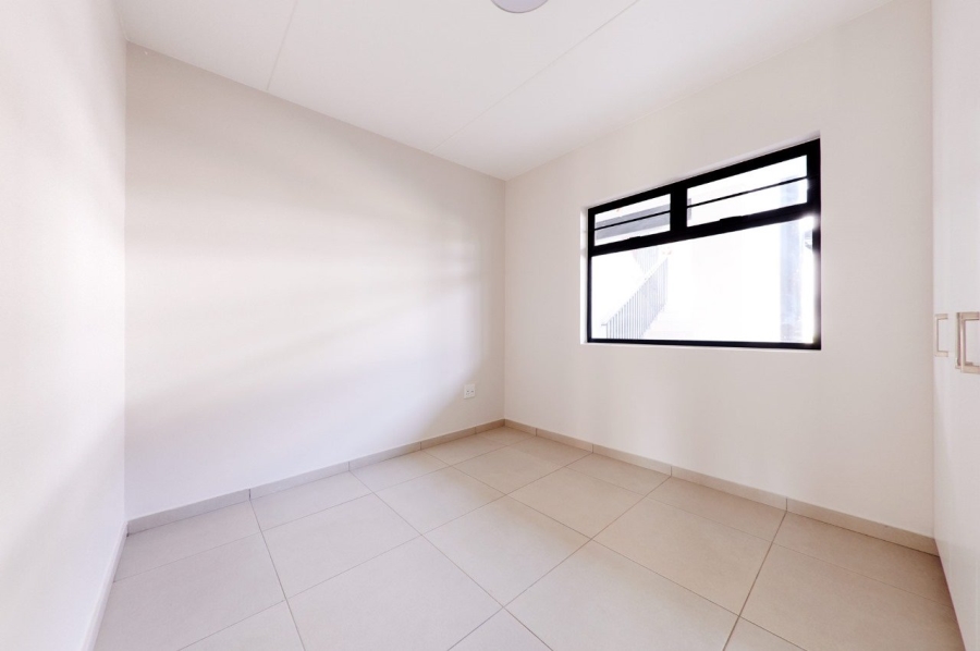 To Let 2 Bedroom Property for Rent in Fourways Gauteng