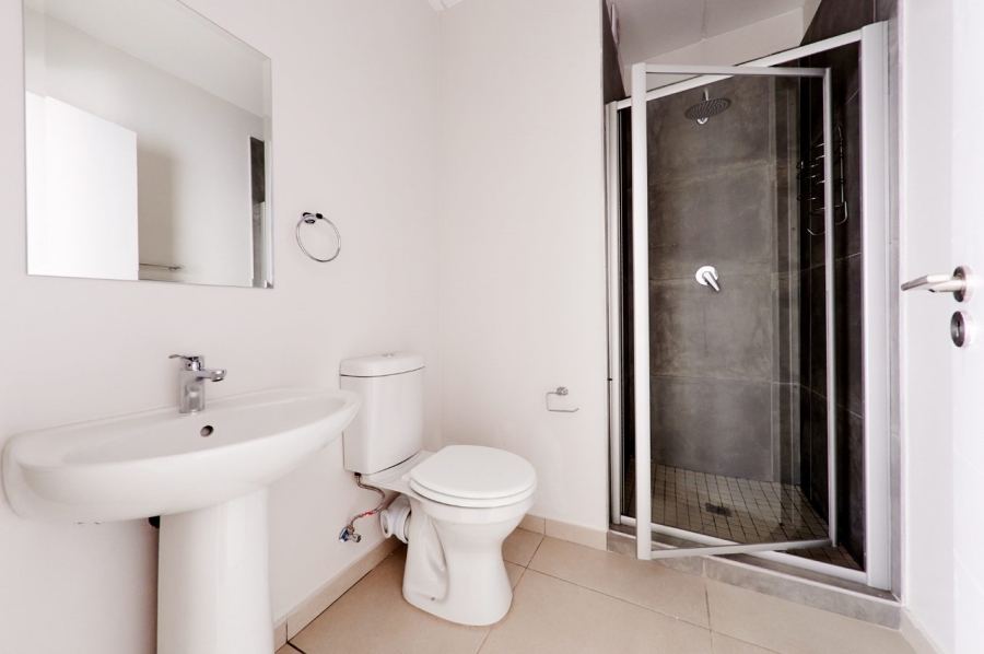 To Let 2 Bedroom Property for Rent in Fourways Gauteng