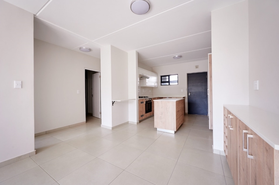 To Let 2 Bedroom Property for Rent in Fourways Gauteng