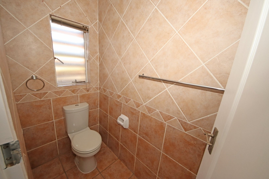 2 Bedroom Property for Sale in Eden Glen Gauteng